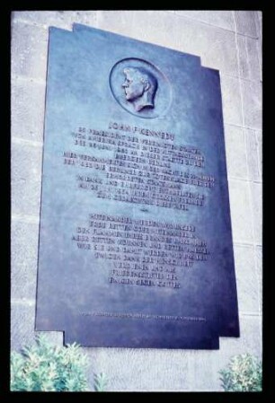 Kennedy-Gedenktafel