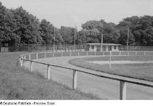 Sportanlage (Laufbahn)