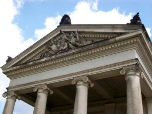 Dresden: Trauerhalle Johannisfriedhof Tolkewitz