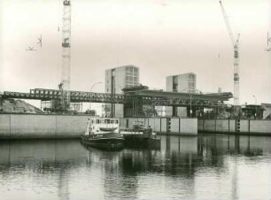 Schleuse der Staustufe Geesthacht, 1964-1965