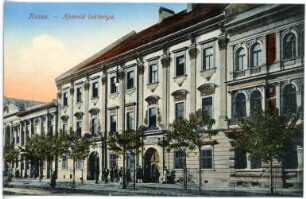 Kassa. Honved laktanya