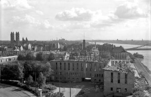Haus der Rheinischen Heimat nach der Zerstörung
