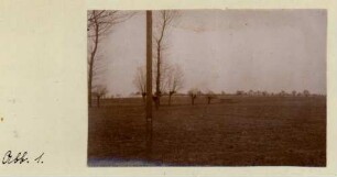 Foto eines Sammelschachtes auf einer Wiese bei Neunkirchen [Neunkirch-lès-Sarreguemines]