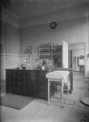 Institut für Schiffs- und Tropenkrankheiten / Bernhard-Nocht-Institut für Tropenmedizin — Laboratorium