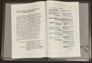 Übergabedokument für die Bilder der Dresdner Gemäldegalerie von der UdSSR an die DDR 1956, ausgelegt in der Gedenkstätte im Ostbaus der Dresdner Gemäldegalerie