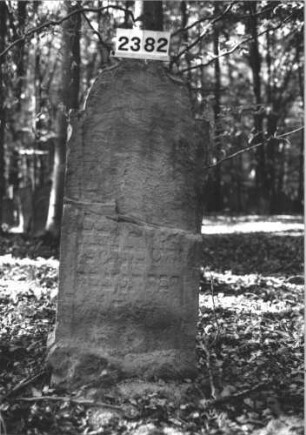 Grabstein 2382