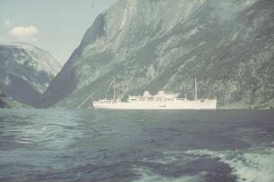 Reisefotos Norwegen. Passagierschiff "Milwaukee" im Geirangerfjord