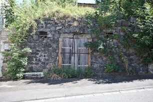 Keller; Linden, Kreuzgasse