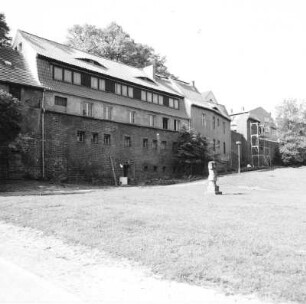 Cottbus-Mitte, Klosterplatz 3. Jugendherberge (1719). Feldseite der ehem. Stadtmauer
