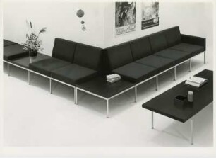 Anbauprogramm Sessel "Mod. 16 / 35", "Mod. 16 / 65" und Tisch "Mod. 28 / 09" von Ernst Moeckl