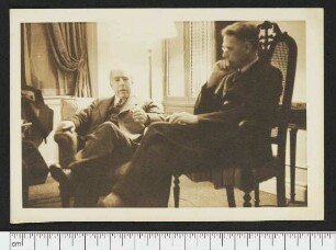 Porträtaufnahme Niels Bohr