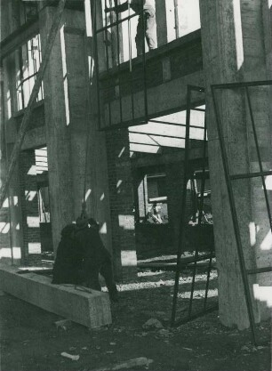Fabrikhalle Klein Auheim, Deutschland, 1942-1943