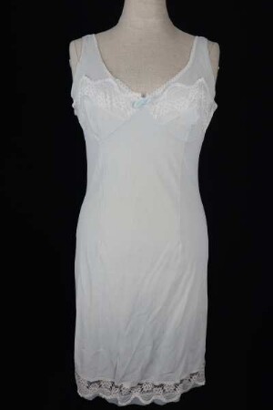 Unterkleid hellblau