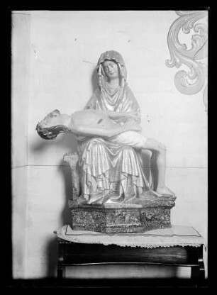 Ensmad: Pieta