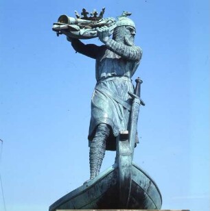 Hagendenkmal : Hirt, Johannes (Entwurf). Hagendenkmal. Bronze. 1905. Ansicht ohne Sockel. Worms, Rheinufer
