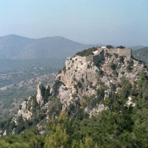Monolithos (Rhodos). Johanniter-Kastron, 15. Jh., von Süden. MI 5.9.79