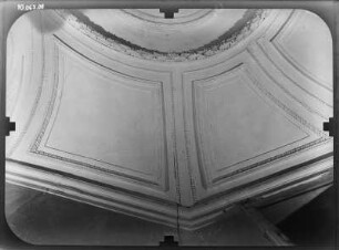 Steinthaleben-Rathsfeld. Jagdschloß (1698-1699, Erweiterung 1908. Stuckdecke
