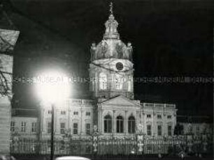 Schloss Charlottenburg bei Nacht