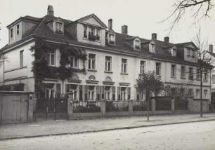 Dresden-Neustadt, Erna-Berger-Straße 5, Wohnhaus, Straßenansicht