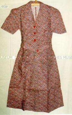 Kleid (mit Gürtel)