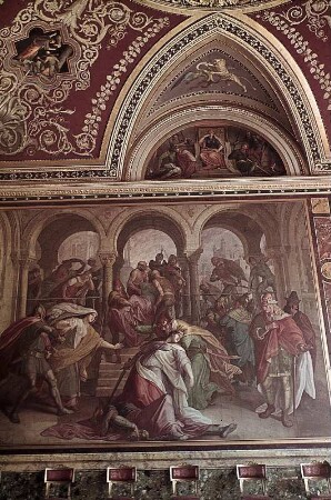 Ostwand: Hagen wird von Kriemhilde, Kriemhilde von Hildebrand erschlagen