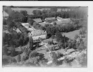 Büren (b. Lippstadt), Schloß Erpernburg mit Gutshof