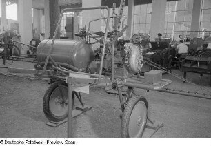 Feldspritze auf der Technischen Messe 1953