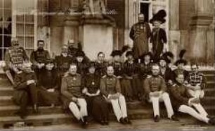Wilhelm II. und Auguste Viktoria mit neunzehn Familienmitgliedern