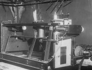 Photoelektrisches Registrier-Photometer (Kaiser-Wilhelm-Institut) : Technikgeschichte | Stoffkunde und Materialprüfung | Stoffkunde | Metallographie | Die Arbeitsmethoden der Metallographie