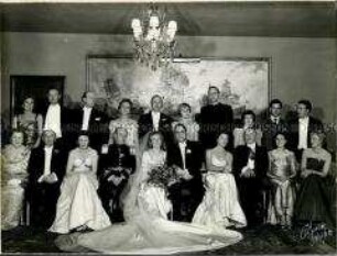 Das Hochzeitsfoto von Georg Adenauer und Ulla Britta Jeansson