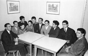 Familientreffen der persischen Familie Scharafat in Karlsruhe.