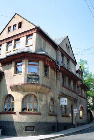 Gasthaus "Zur Ecke", jetzt Eiscafé