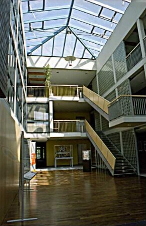 Mommsenstraße 14 (Gebäude F), Foyer