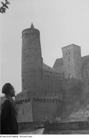 Michaeliskirche und Alte Wasserkunst, im Vordergrund Roger Rössing