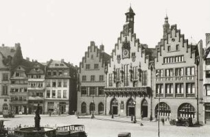 Frankfurt am Main, Römer : Frankfurt am Main. Römer. Ansicht mit Gerechtigkeitsbrunnen vom Römerberg