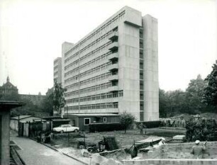 Neubau der Kopfstation Städtisches Krankenhaus Westend, 1965