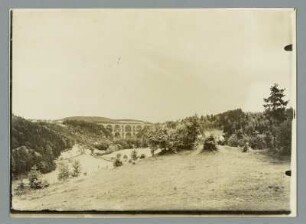 Blick zur Elsterbrücke bei Jocketa