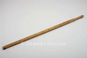 Metermaß aus Holz