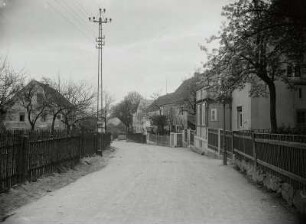 Wachwitz (Dresden-Wachwitz). Oberwachwitzer Weg. Blick nach Nordost