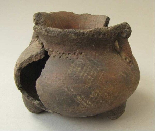 Clay vessel