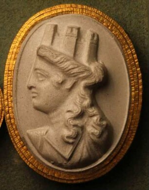 Profilkopf der Cybele mit Turmkrone (Daktyliothek, Erstes Mythologisches Tausend)