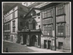 Theater an der Wien, Wien: Ansicht Papagenotor von Osten