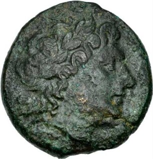 Bronzemünze aus Nuceria (Kalabrien) mit Darstellung des Apollon