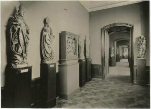 Ein Dienerzimmer