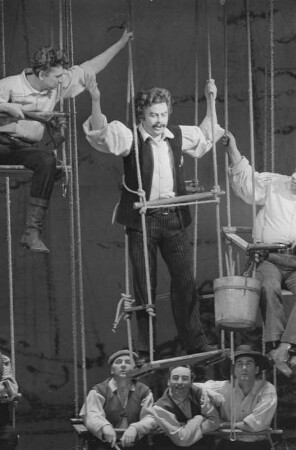 Szenenbilder aus "Zar und Zimmermann", komische Oper von Albert Lortzing. Deutsche Staatsoper Berlin, Premiere 21.03.1970 und Aufführung 24.03.1970