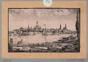 Stadtansicht von Dresden, Blick von Nordosten über die Elbe auf auf die Altstadt mit der Brühlschen Terrasse