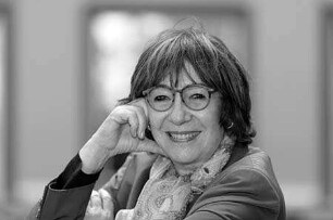 Jeanine Meerapfel