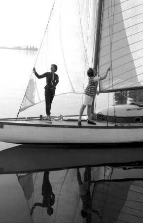 Mettnau: M. und Frau Born auf Segelyacht
