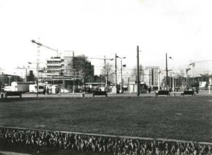 Dresden-Altstadt, Postplatz. Blick von der Gaststätte "Am Zwinger" zur Freiberger Straße