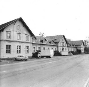 Dresden-Pillnitz, Pillnitzer Platz 1. Ehemalige Gartenbauschule (1851/1900)